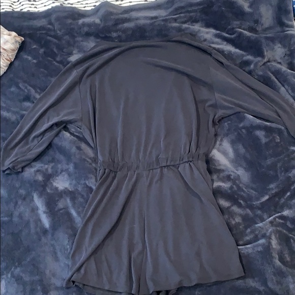 Urban outfitters silence + noise navy romper - XS - Picture 3 of 3